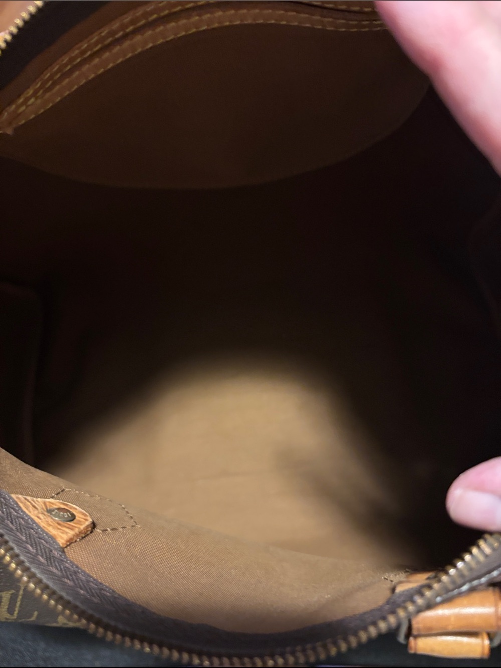 Louis Vuitton Monogram Canvas- Speedy 30 - Picture 10 of 15